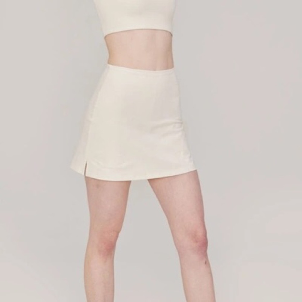 Girlfriend Collective Ivory Sport Skort Large